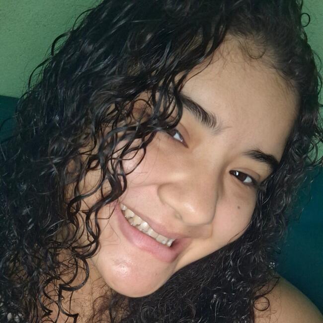 Babysitter in Acará: Tamires