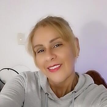 Babysitter in Caracas: Yeli