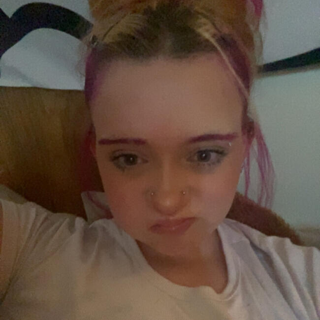 Babysitter in Hamilton: Angelina