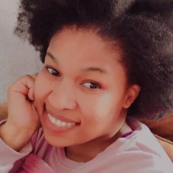 Babysitter Cape Town: Sharon