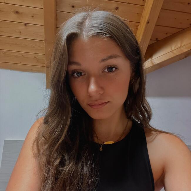 Babysitter in Arsago Seprio: Francesca