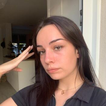 Babysitter in Aigre: Jalanne