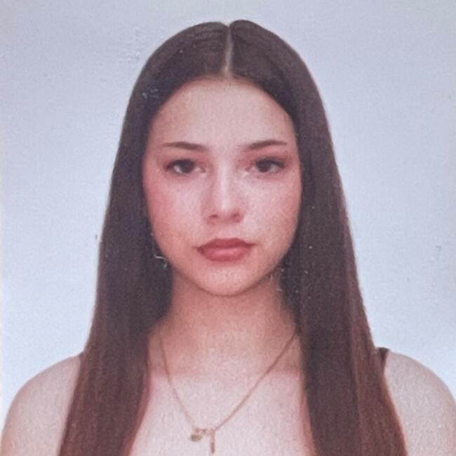 Babysitter in Cluj-Napoca: Adela