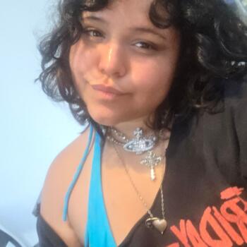 Babysitter in Miami: Alicie