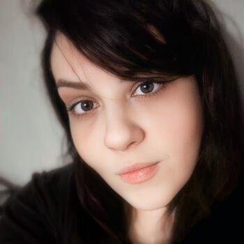 Babysitting job in Governador Valadares: babysitting job Rayanne