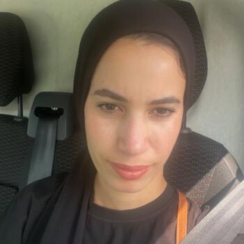 Babysitter in Nœux-les-Mines: Khadija