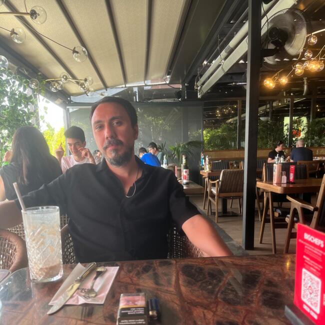 İstanbul bölgesinde bebek bakıcılığı işi: Halil Orbay