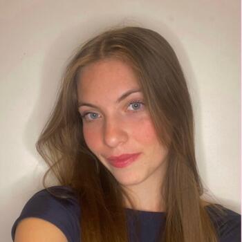 Babysitter in Lyon: Charline