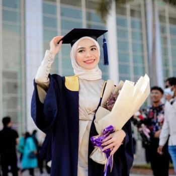 Babysitter Kodiang: Erina