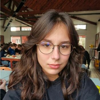 Baby-sitter Saint-Crépin-aux-Bois: Anaïs