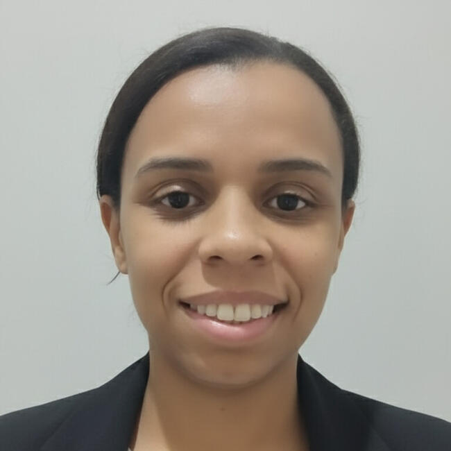 Babá em Itu: Suellen