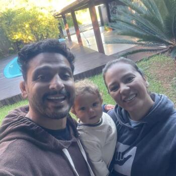 Emprego de babá em Florianópolis: emprego de babá Junior