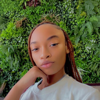 Babysitter in Spring (Texas): TeEssence