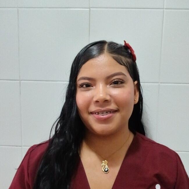 Lastenhoitaja Medellín: Fernanda