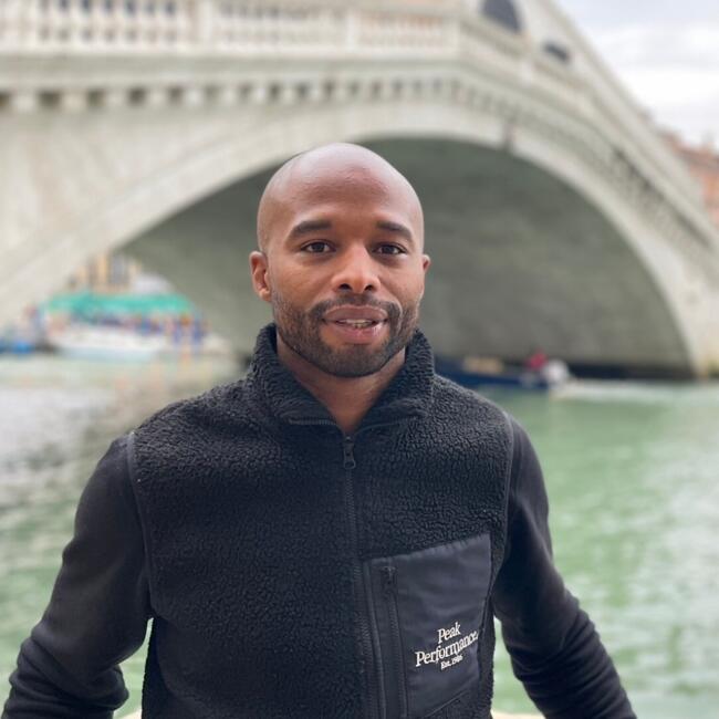 Trabajo de canguro en Barcelona: Marquis