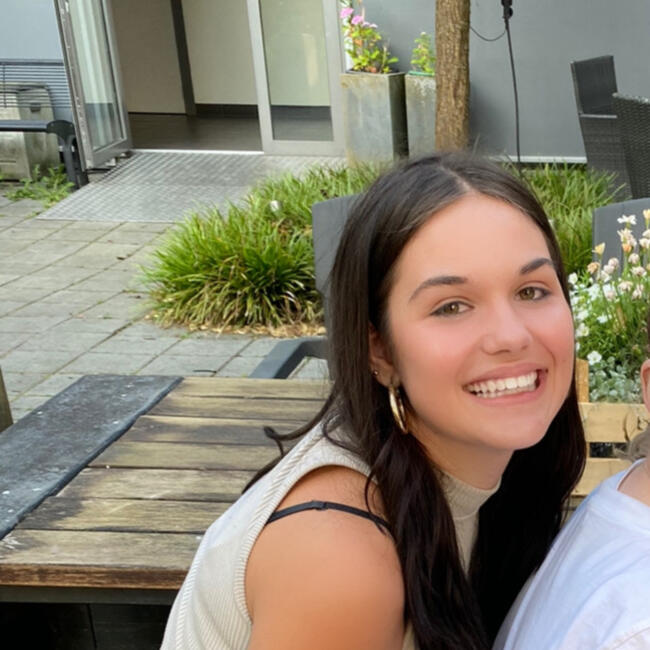 Oppas in Rucphen: Senna