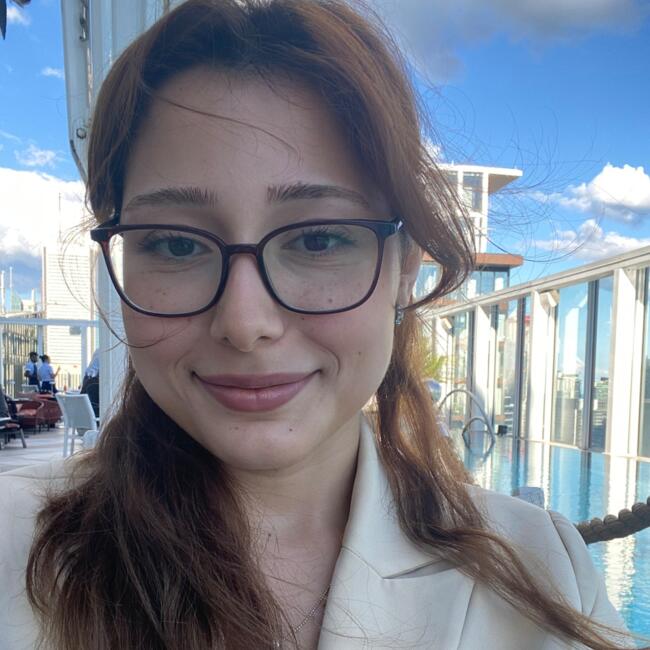 Baby-sitter in Toronto: Tuba )