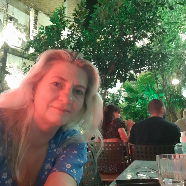 Bébiszitter Százhalombatta területén: Gabriella