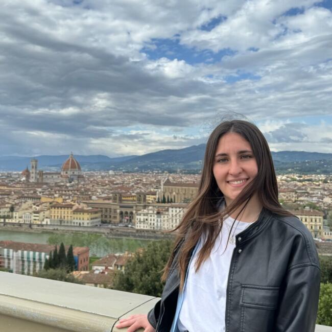 Babysitter in Cork: MARIA CECILIA