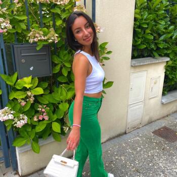 Baby-sitter in La Garenne-Colombes: Jasmine