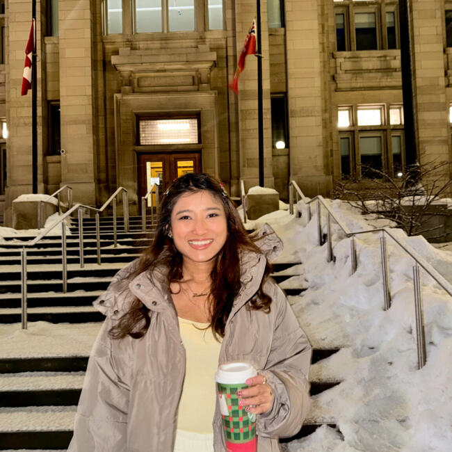 Baby-sitter in Hamilton: Rashmi