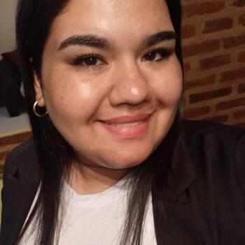 Niñera en Guernica: Caren