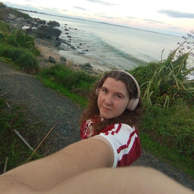 Babysitter in Invercargill: Rosheen