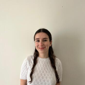 Babysitter in Paris: Apolline