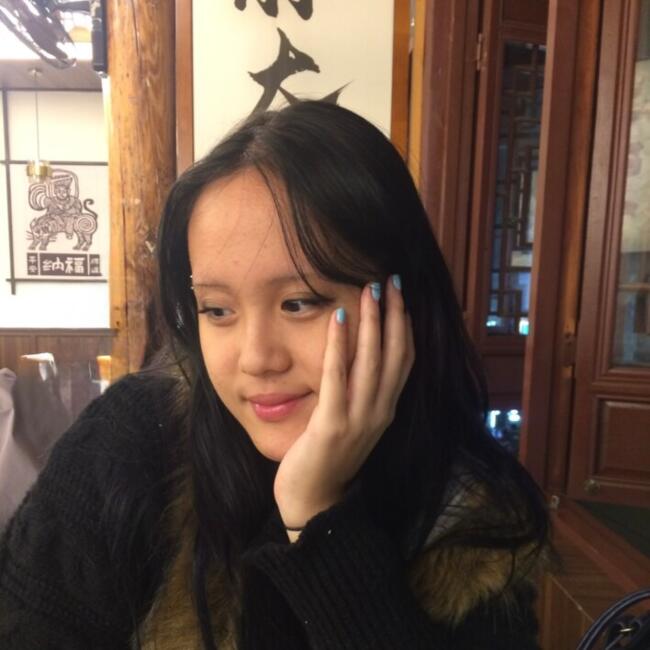 位于新加坡的临时保姆: Nadia
