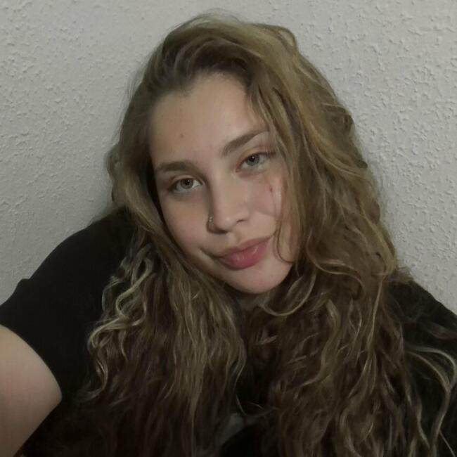 Niñera en San Juan de Moro: Adela