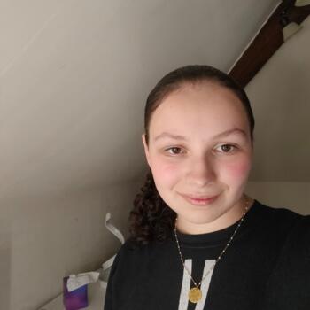 Babysitter in Gien: Mylène