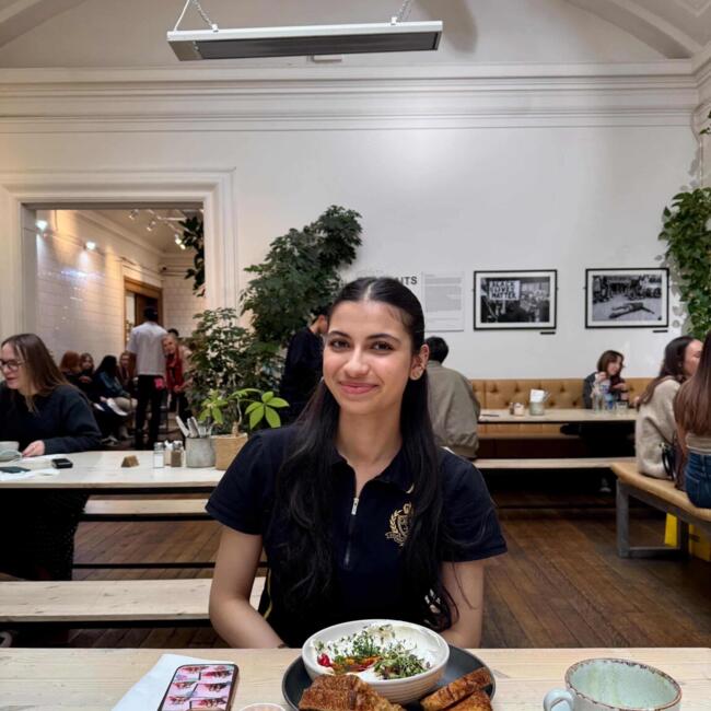 Babysitter in Birmingham: Hadia