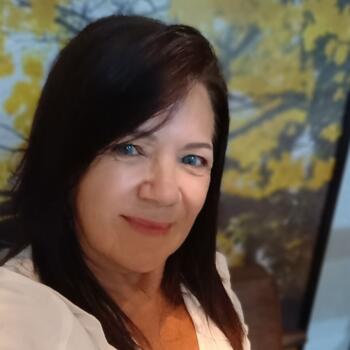 Babysitter Joinville: Angela maria Dutra