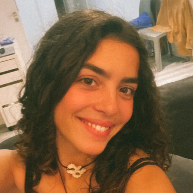 Babysitter em Lisboa: Carolina