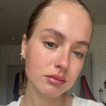 Babysitter in Twickenham: Darya