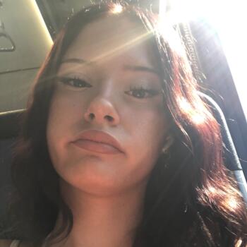 Babysitter Sydney: Charli