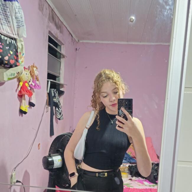 Babá em Fortaleza: Juliana