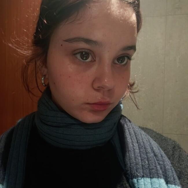 Babysitter in Rosto de Cão: Beatriz