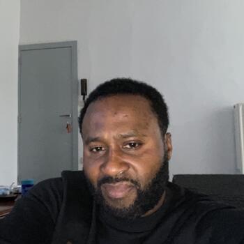 Babysitter Job in Namür: Babysitter Job Thierry