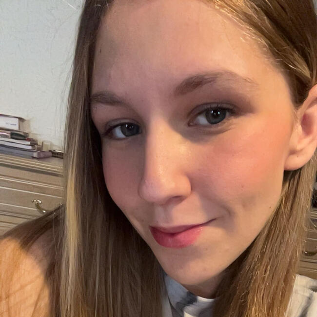 Babysitter in Binche: Victoria