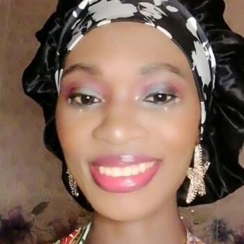 مربية أطفال جدة: Zaida