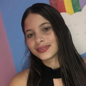 Babysitter in L'Hospitalet de Llobregat: ANDRI LORENA