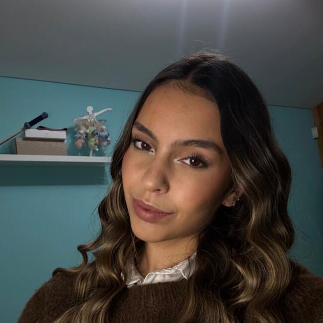 Babysitter in Maia: Maria