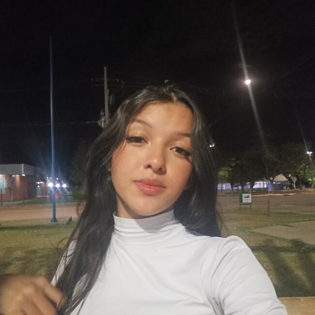 Babá em Rondonópolis: Ana