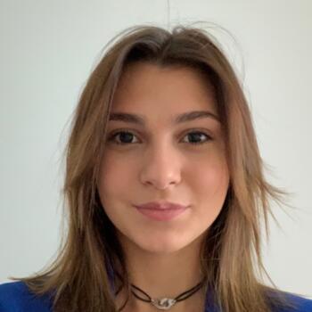 Baby-sitter in Tassin-la-Demi-Lune: Camille