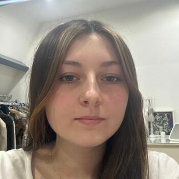 Babysitter in Saint-Arnoult-en-Yvelines: Manon