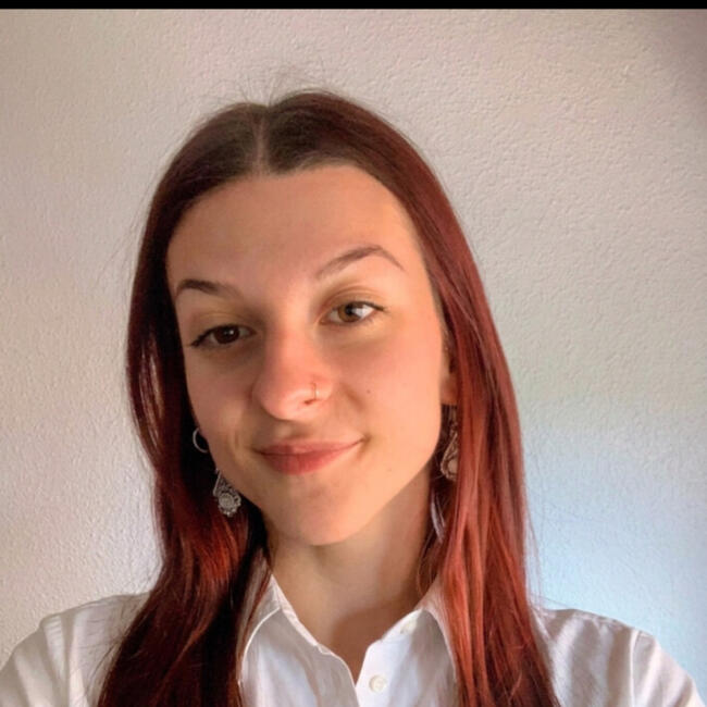 Babysitter in Murcia: Lucia