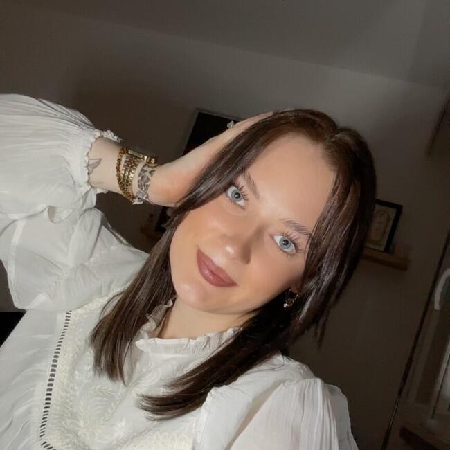 Babysitter in Sallanches: Ange