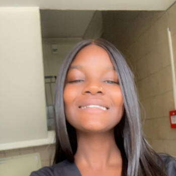 Babysitter in Bellerive-sur-Allier: Wejdane