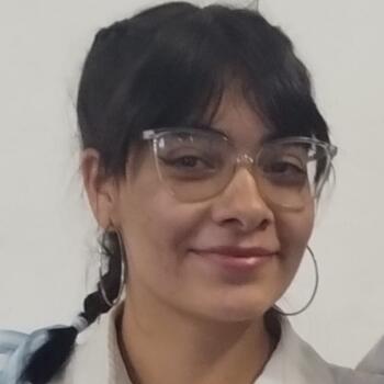 Babysitter in Paraná: Malena